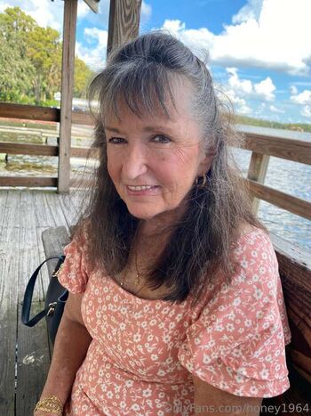 Full leaked Honey page private photo