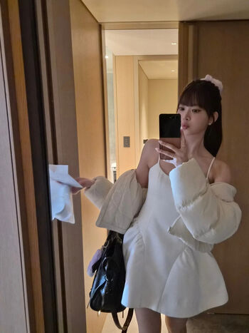 Hong Eunchae 홍은채 | LESSERAFIM