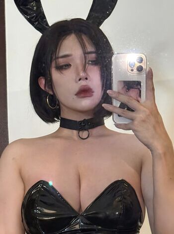 Full leaked Hongbin page private photo