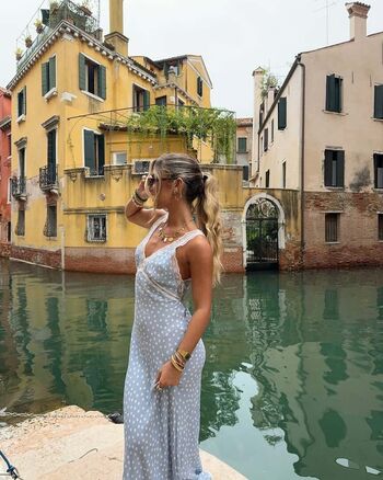 Full leaked Hopie schlenker page private photo