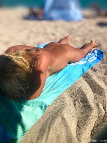 Full leaked Hot wife candy private photo