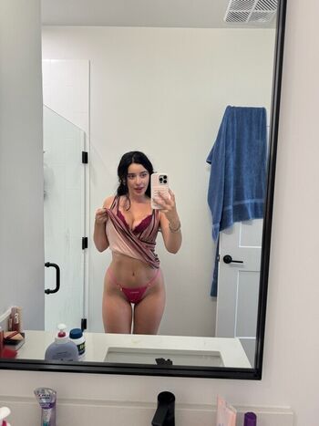Full leaked Hotblockchain page private photo