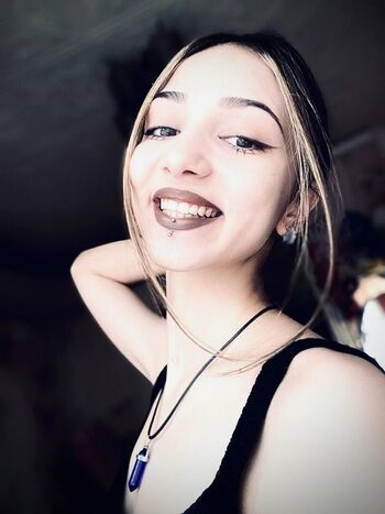 Full leaked Hotmodeon private photo