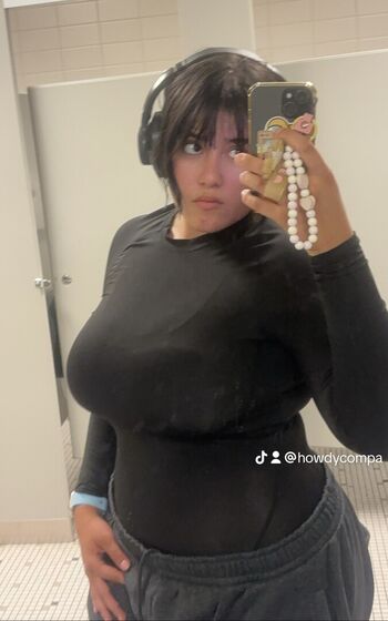 Full leaked Howdycompa private photo