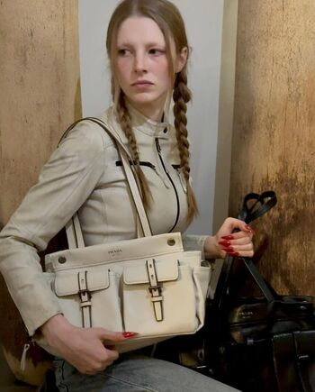 Full leaked Hunter schafer page private photo