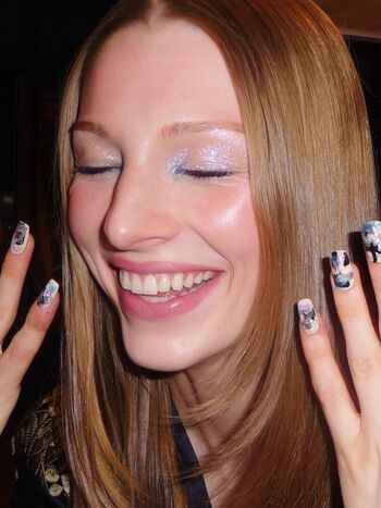 Full leaked Hunter schafer private photo