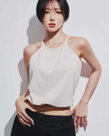 Full leaked Hwasa private photo