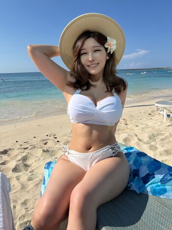 Full leaked Hyoon private photo