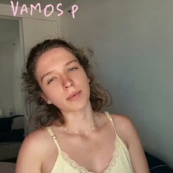 Full leaked Iamcarlavoicu page private photo