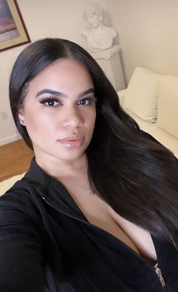 Full leaked Iamjanibell private photo