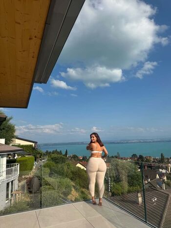 Full leaked Iamochkoi private photo