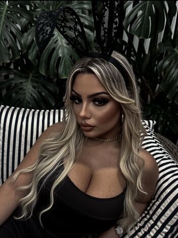 Full leaked Iamsamvela private photo