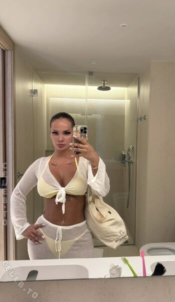 Full leaked Iamsaraly private photo