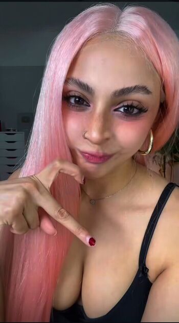 Full leaked Iconicakes private photo