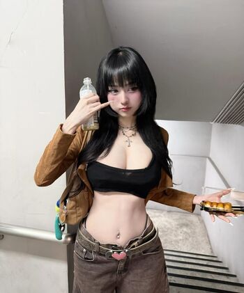 Leaked Idontwannabeyouanymore private photo viral onlyfans