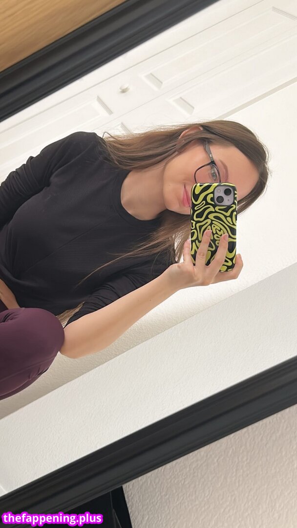 iiiZwerg Foto OnlyFans Desnuda #54