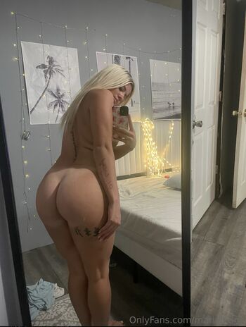 Full leaked Iitsmariiah private photo