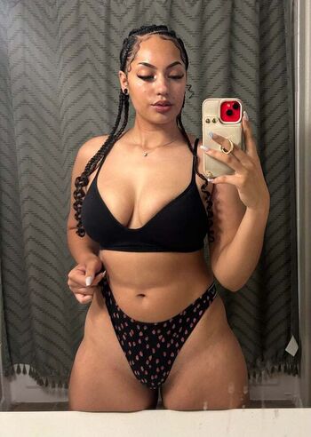 Full leaked Iloveraine private photo