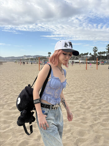 Full leaked Iluvmeww page private photo