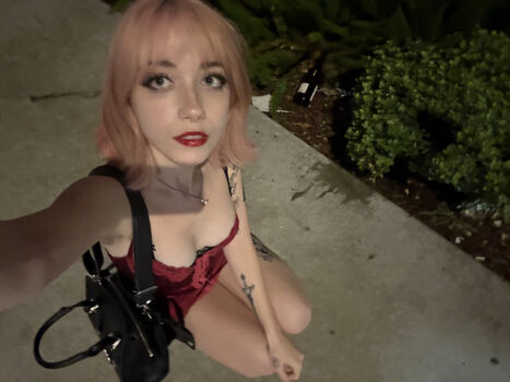Full leaked Iluvmeww page private photo