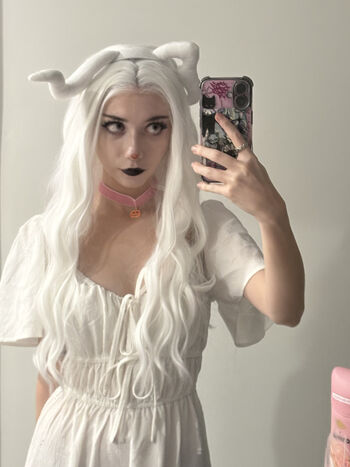 Full leaked Iluvmeww private photo