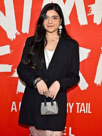 Full leaked Iman vellani private photo