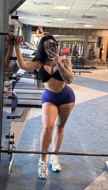 Full leaked Imvanessathecoach private photo