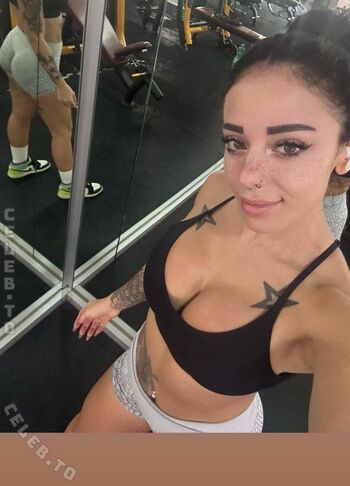 Full leaked Imviolet  page private photo