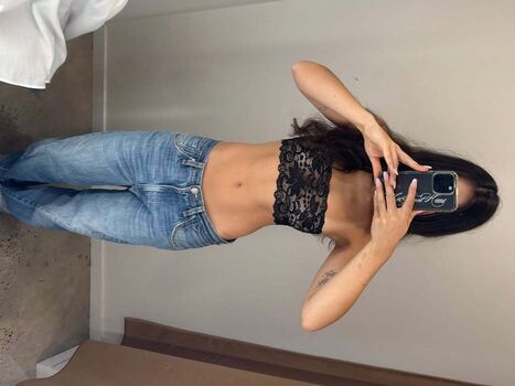 Full leaked Inas elashiry private photo