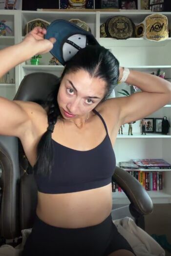 Indi Hartwell