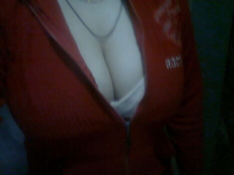 Full leaked Indian exhibition page private photo