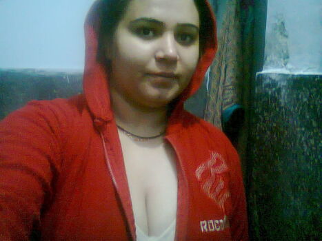 Full leaked Indian exhibition page private photo