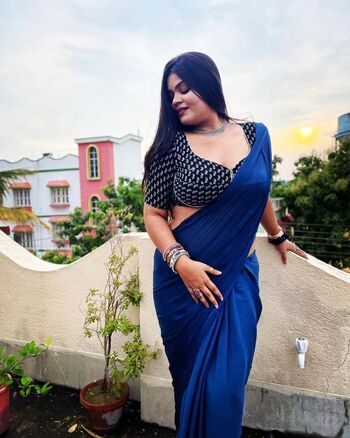 Full leaked Indian exhibition private photo