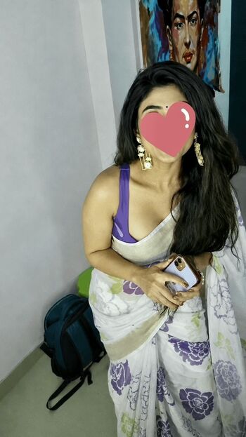 Full leaked Indian naughty stuff page private photo