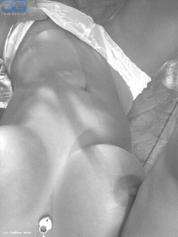 Full leaked Indiraweis private photo