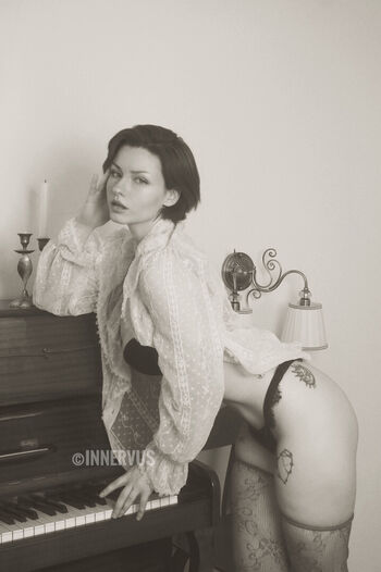 Innervus | Sun_in_a_fog | Anna