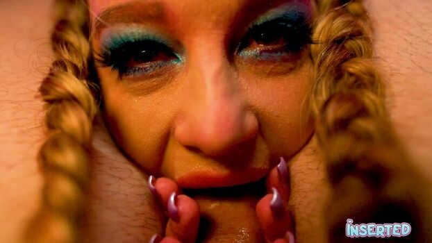 Full leaked Inserted com private photo