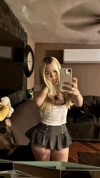 Full leaked Insy dolly private photo