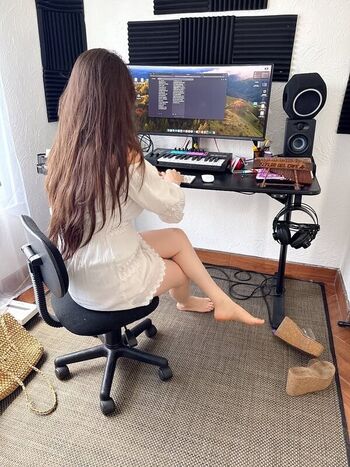 Full leaked Inusualmaria page private photo