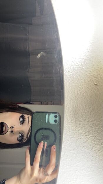 Full leaked Ipukeglitter private photo