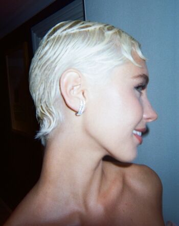 Full leaked Iris law page private photo