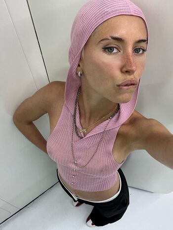 Full leaked Iris law private photo