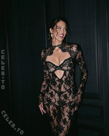 Full leaked Iris mittenaere private photo