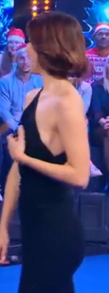 Full leaked Iris mittenaere private photo