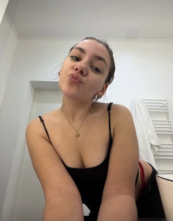 Full leaked Irisdamour private photo