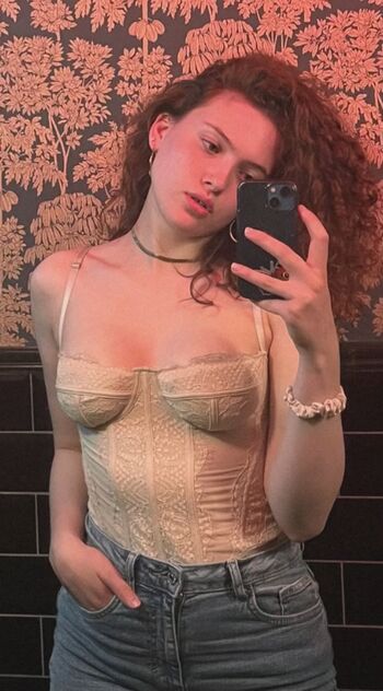 Full leaked Irish private photo