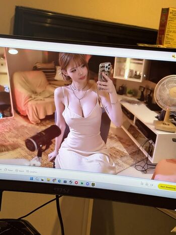 Full leaked Irissiri page private photo