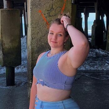 Full leaked Isa belle private photo