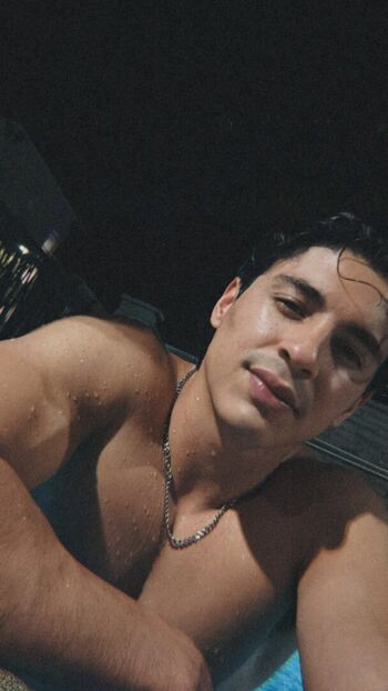 Full leaked Isaacbramirez private photo