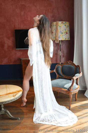 Isabella 110022